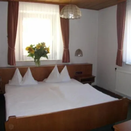 Hotel Zum Löwen Mespelbrunn